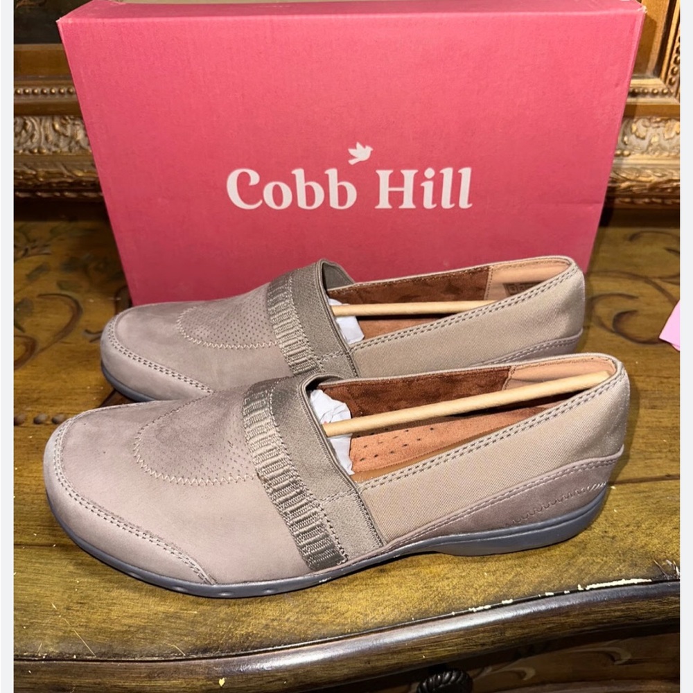 NWOT Cobb Hill Penfield Aline Taupe Gray Leather Slip On Loafers Shoes Size 8.5